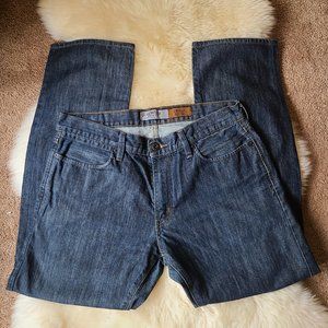 Levi's Signature Slim Straight Leg Jeans